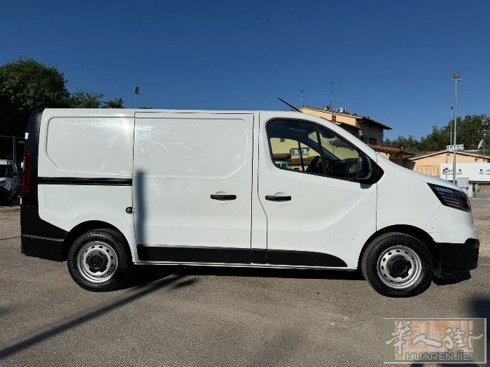 雷诺特拉菲克，renault traffic，euro6.2022年，13.6万