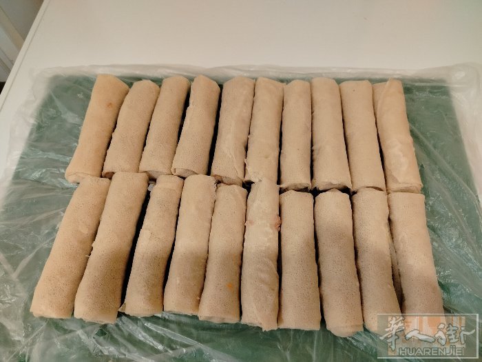 鸡肉春卷，猪肉春卷，虾仁春卷，牛肉三角，猪肉韭菜饺子。质量第一，欢迎订购。