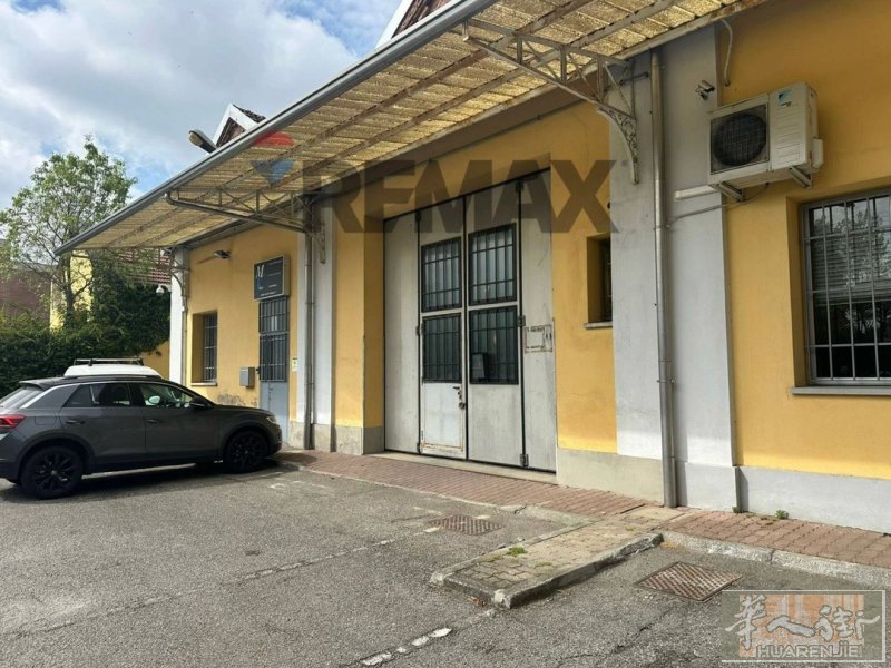 📍 Gallarate 战略性工业厂房出租 🏭 寻找业务发展的完美基地？这里