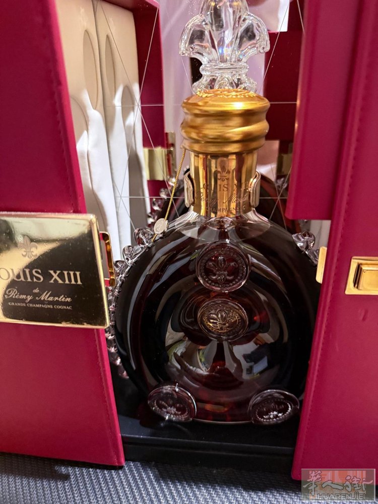 出LOUIS XIII 撒丁岛 Cagliari自提 电话联系 +39 331
