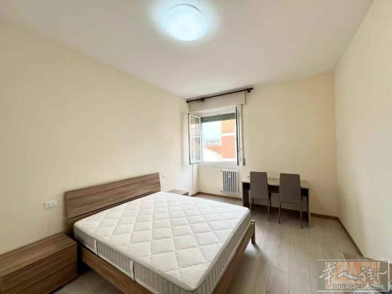 微信mi lan zufang001 起租 红线pasteur地铁口，两室一厨一