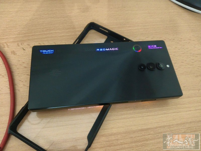 出 红魔8spro
