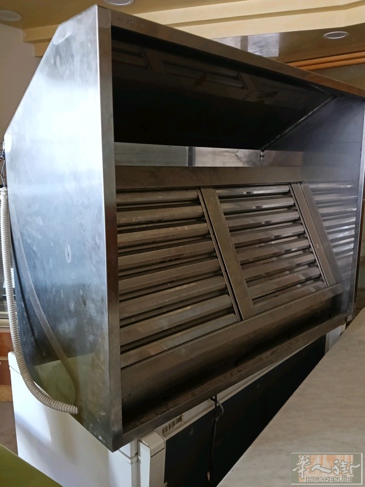 cappa 带风机，长1米2  宽90  高50   餐馆用，工厂也可以用，一口