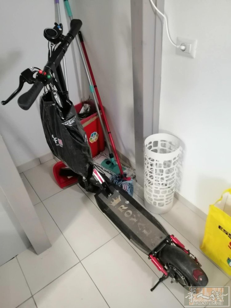 出售电动滑板车