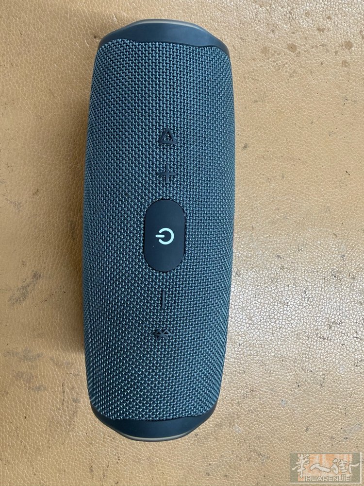 JBL蓝牙音响，GHARGE 5冲击波，99新买来就用几次便宜出，看上微信s83