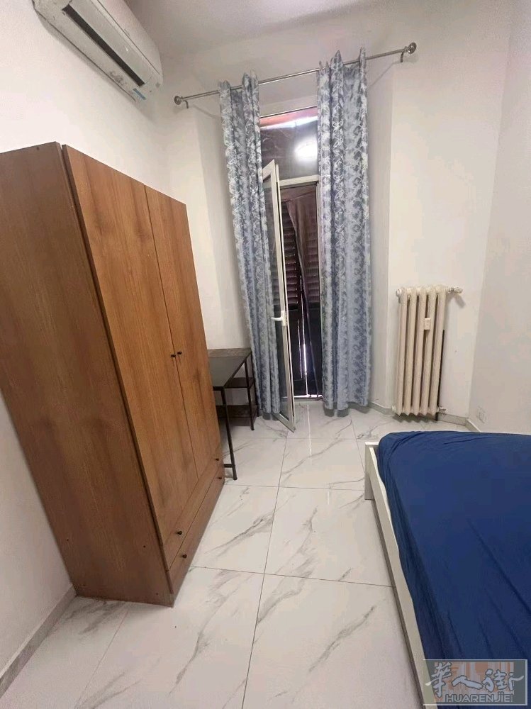 Bologna Via irnerio 出租1间房，步行到美院5分钟，交通方便，