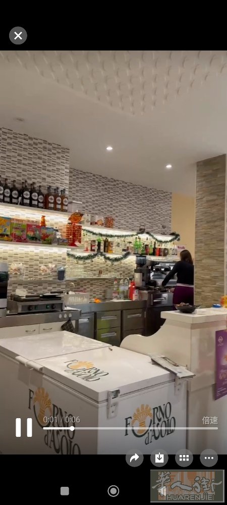 Livorno 大医院对面 有一家纯酒吧转让  里面可以做医生的快餐  还有医院