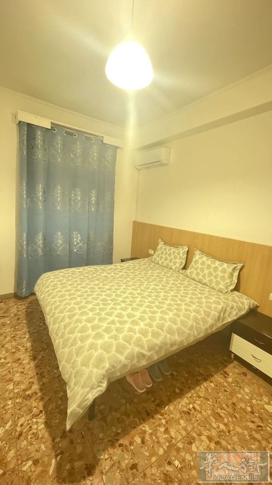 中国街香满楼，附近临时家庭旅馆，，夫妻房间，，中点房，，单人床，，卫生干净，，欢