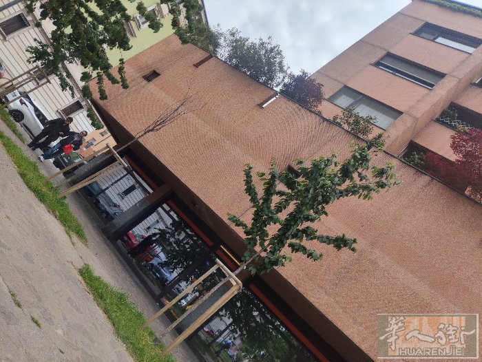 米兰住家办理正常身份证！暂住证！有意联系微信Milanokaopu