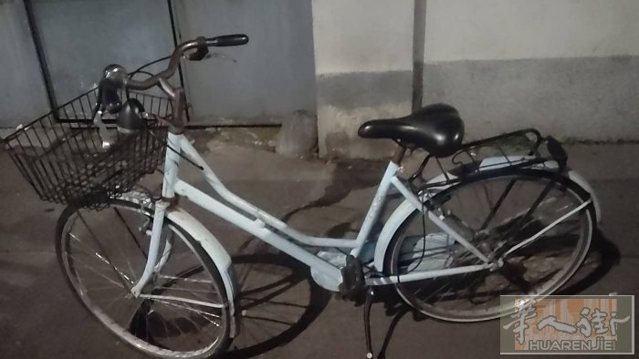 华人街附近二手自行车25..50. 60上面冬西卖的