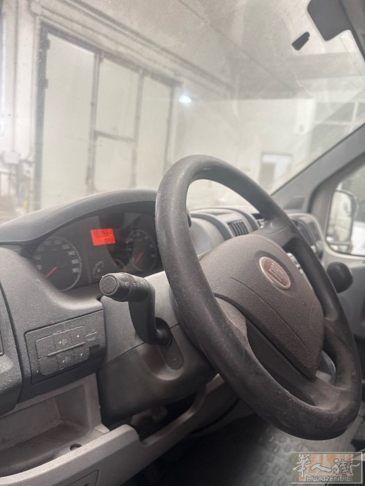 fiat ducato 货车出售3500欧不包过户费 发动机合器已经换 有空调