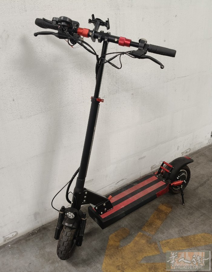 出售电动滑板车