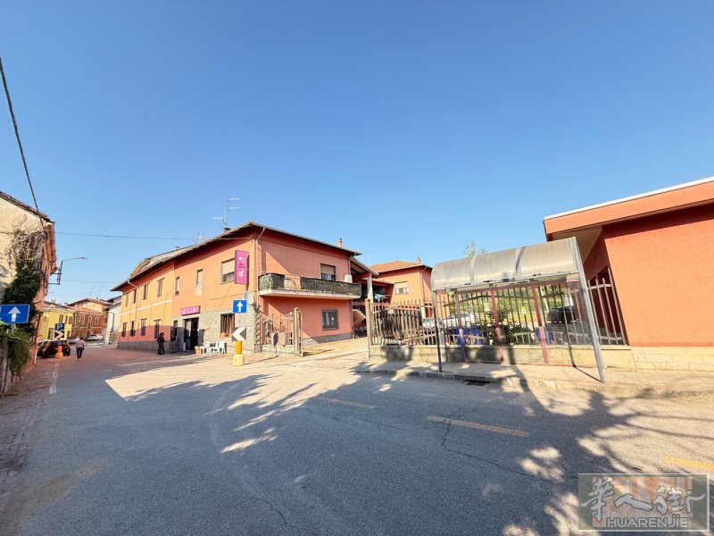 OCCASIONE UNICA NEL BIELLESE  Vende