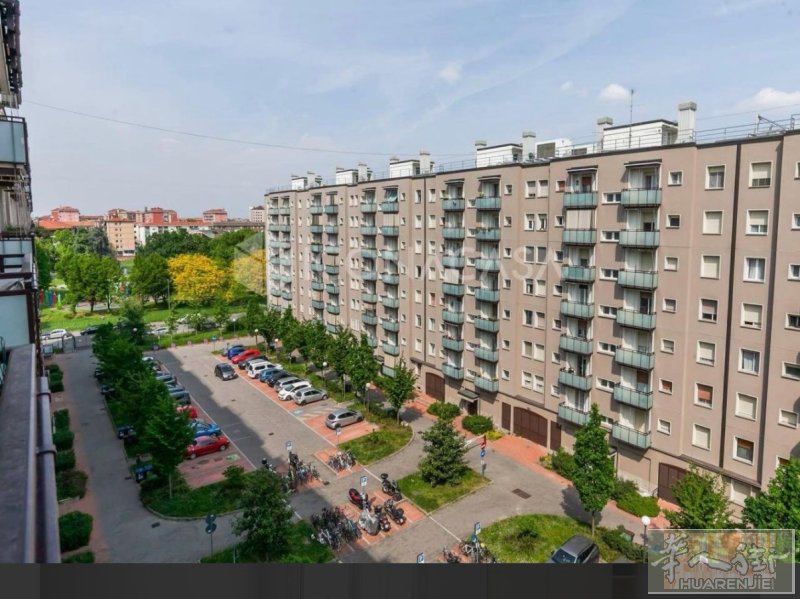 【出售】🏡 米兰 quarto oggiaro区 Via De Pisis 1