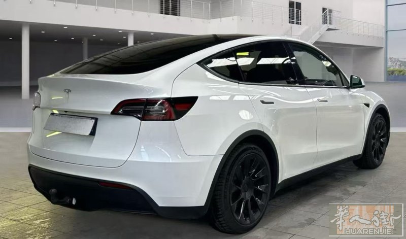 🚗 现货！巴黎免费停车 特斯拉大越野Tesla Model Y RWD  📅