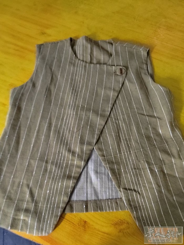 中国街sanpaolo工厂招工，做西装，连衣裙，忙，忙，长年有货，工资稳定，价格