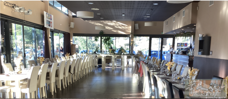 大型餐厅转让，适合火锅、自助餐、中餐厅，约200座位，超大露台，黄