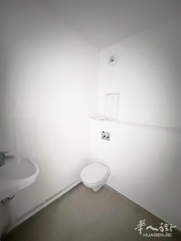 eed06d30f9e8b6fcea44edf94d5f9b15.jpg