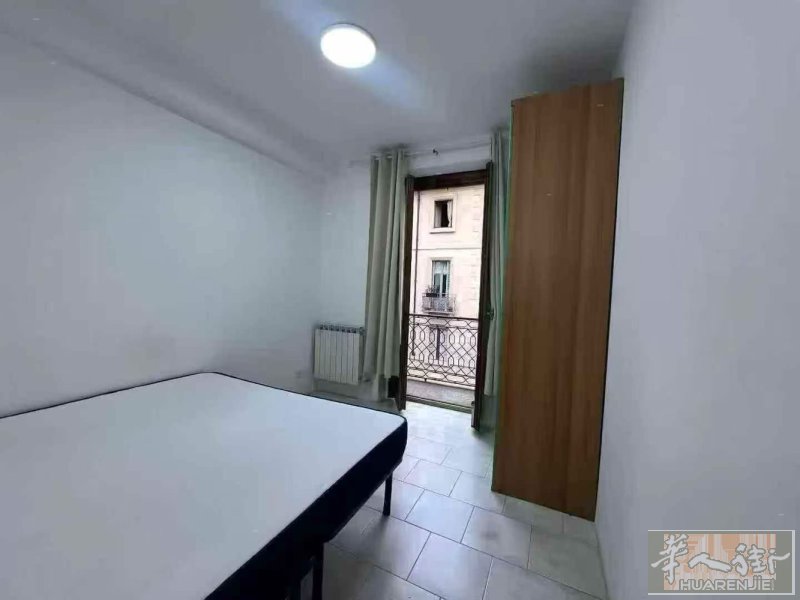 微信milanzufang001 【出租】华人街一室一厅阳台房 核心位置，拼手速