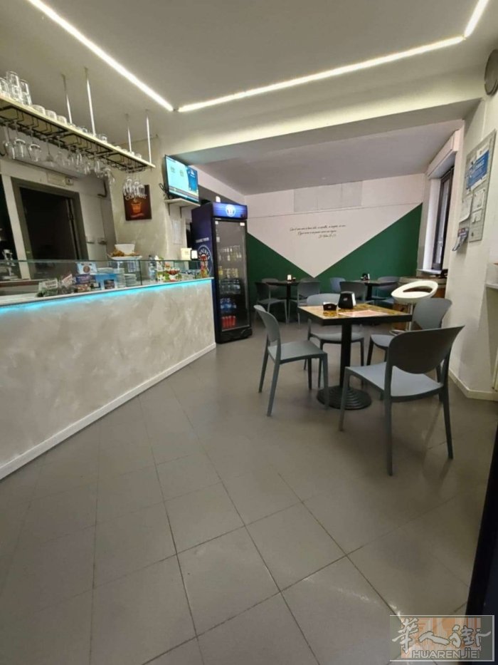 转让Monza 边酒吧转让，大家好米兰边Sovico城市老外酒吧转让多年老店,在