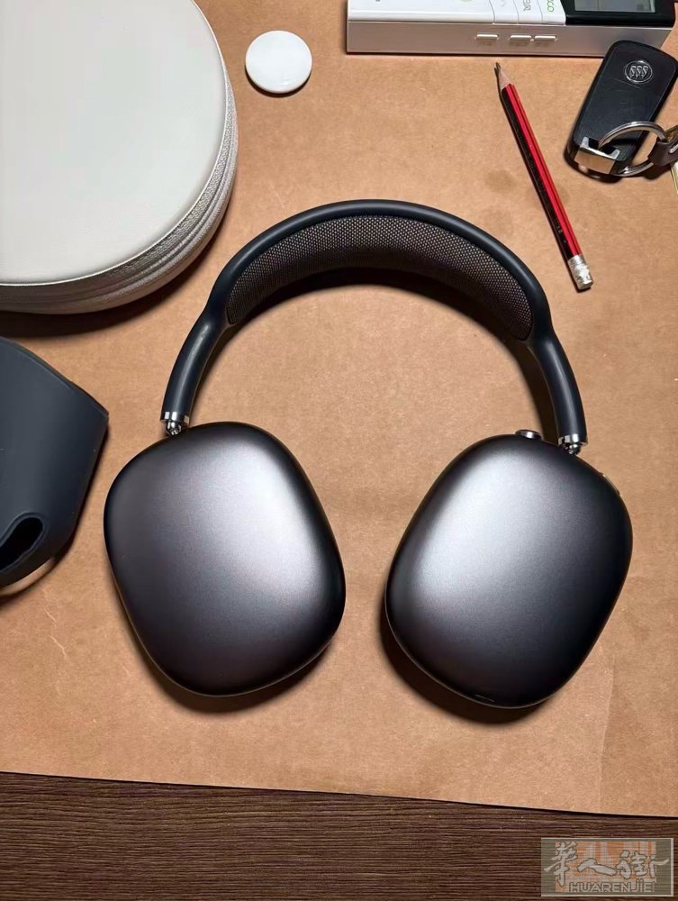 全新airpods max 有黑色和蓝色可供选择 一年保修