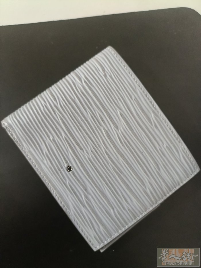 正品montblanc万宝龙钱包，低价转让！全新没有用过！与网上同款同质！懂行速