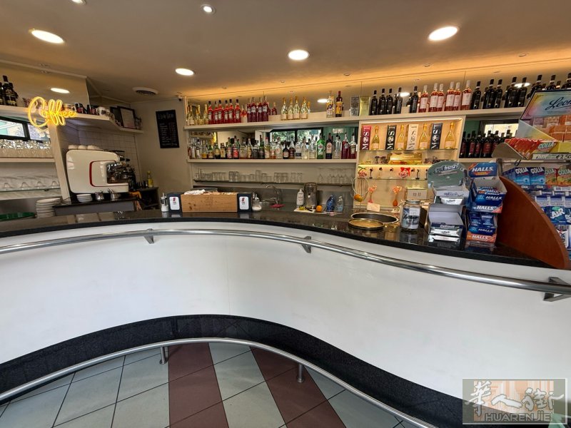 Prato via bologna 附近 （转让）pasticceria 酒吧
