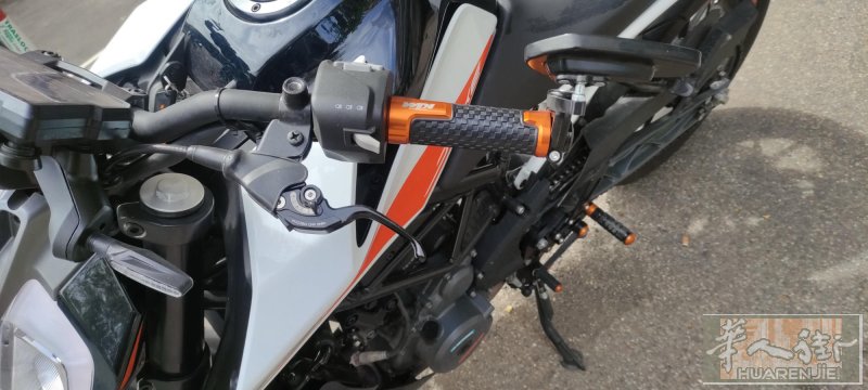 罗马出23款ktm duke 390 24年买入一手车 只开了3000公里 无磕