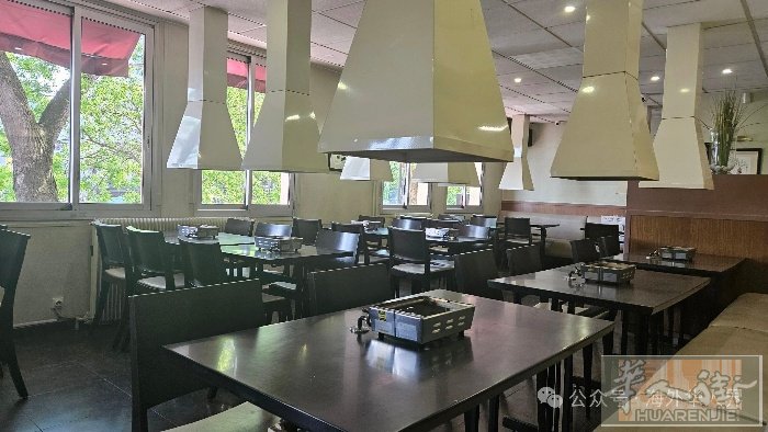 🔥 巴黎19区｜独栋大型餐馆出让  Restaurant à vendre –