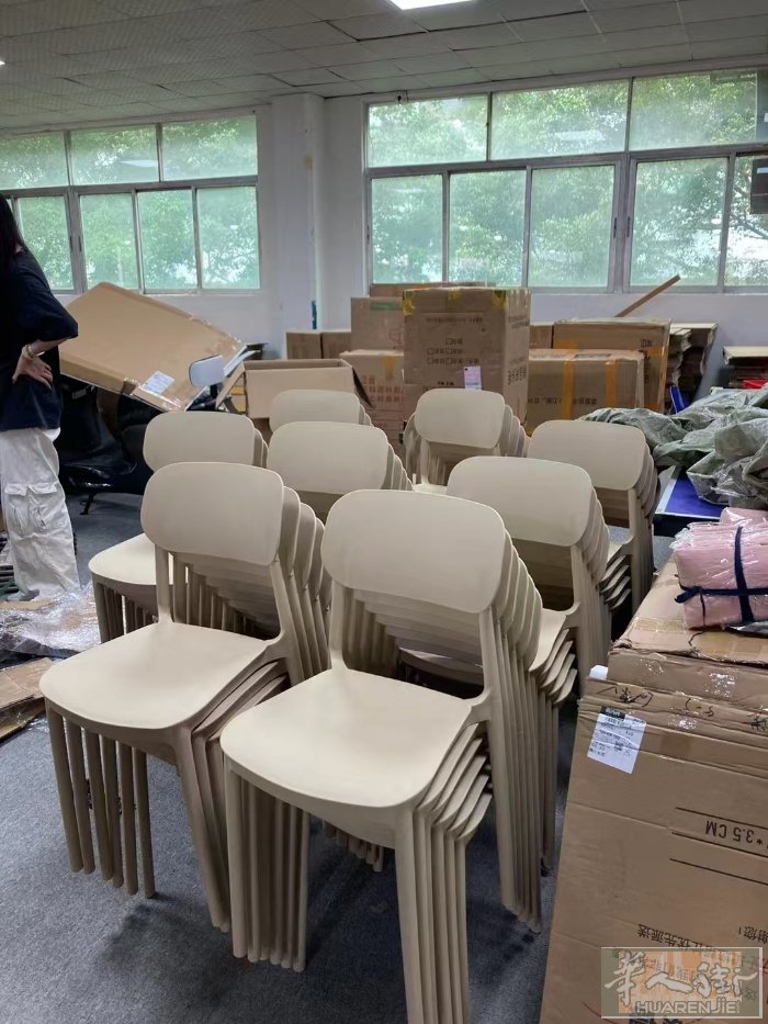 各式餐馆设备、家具等到欧洲可低至9/kg  各位在欧洲创业的华人老板是否在本地买