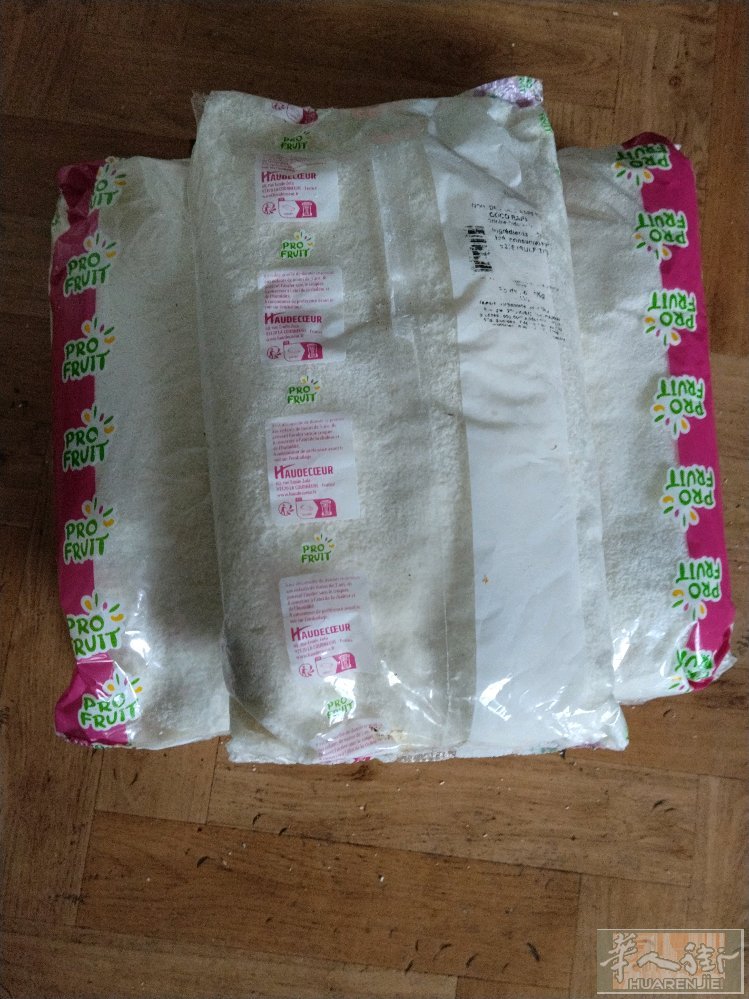 有要椰子粉和宫保鸡丁调料还有鱼香肉丝调料    有要的请联系