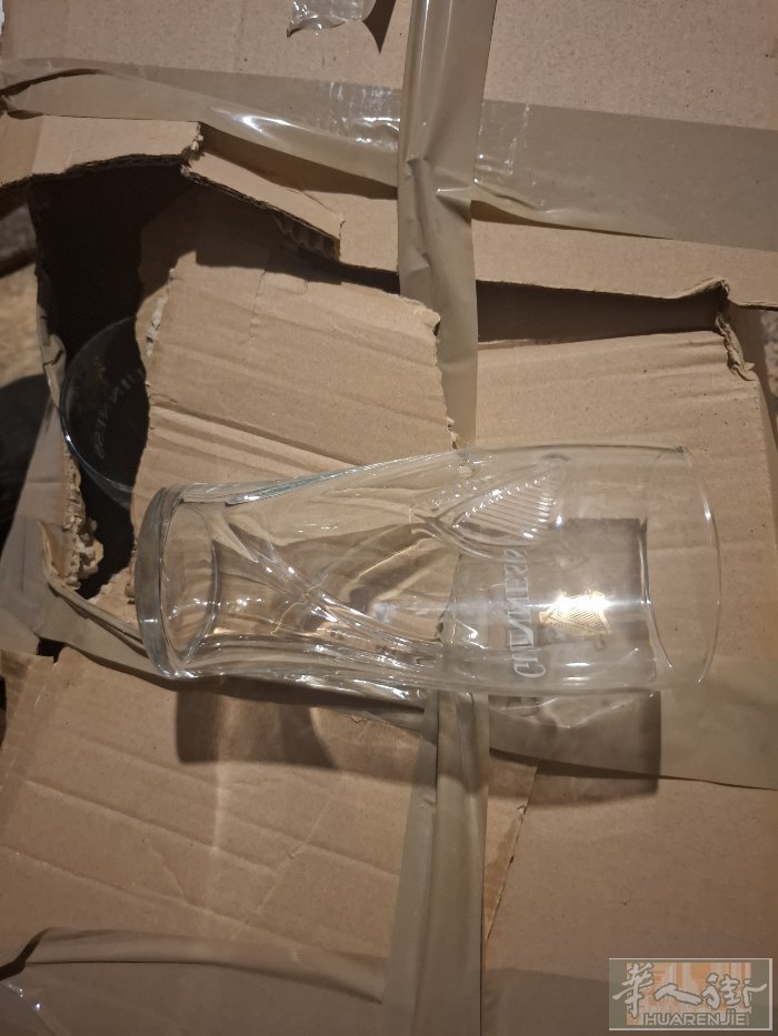 本人有很多全新的啤酒杯一欧一个便宜出
