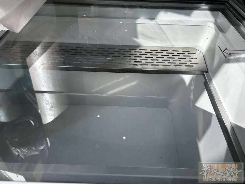 8成新硬冰 冰箱长1 30 高87 宽63。  Lecco  自取