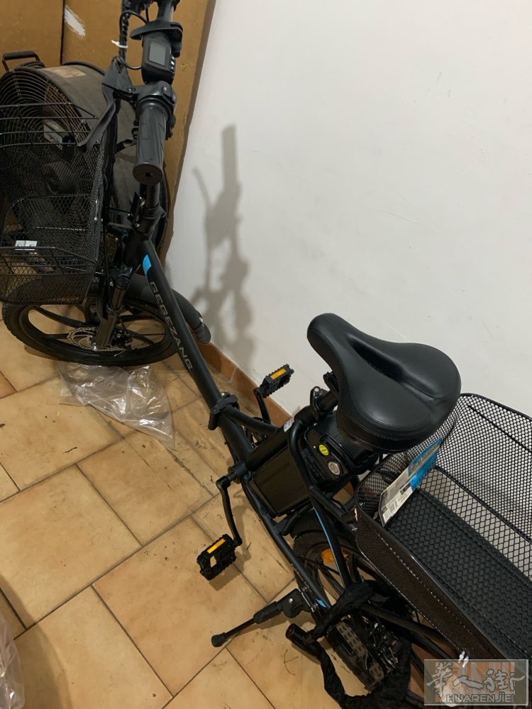 本人有事回国低价转让电动自行车48V15A全自动半自动都可以骑的