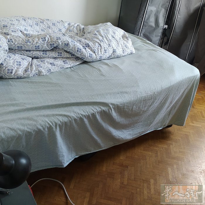 回国，出生活用品一批。全部300欧，0665651968徐先生。