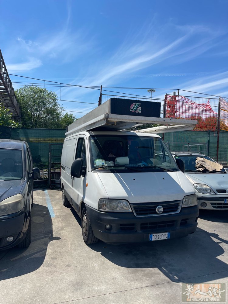 货车