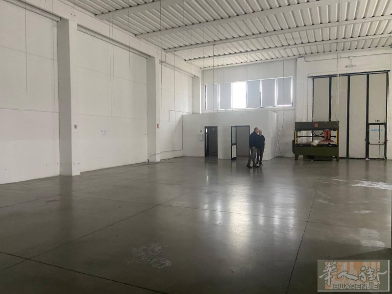 出租|工厂，仓库，面积：180mq，位置：comeana
