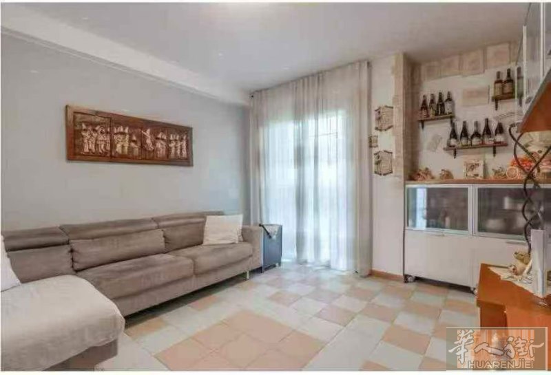 微信milanzufang001 🈶视频。Bonola🚇口两室一厅出豪华单间