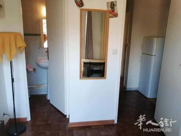 https://att.huarenjie.com/attachment/information/20260520/1779279848354571.jpg