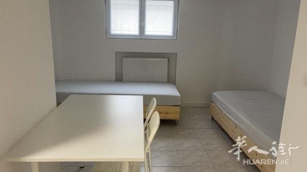 94省,Villejuif(94800) (ID：188635) 20平的别墅  卧室1 有家具
