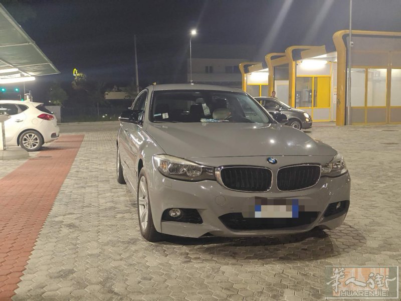 bmw 320 gt 21w 公里 手动挡 后备箱位置大 能放10箱大啤酒 19