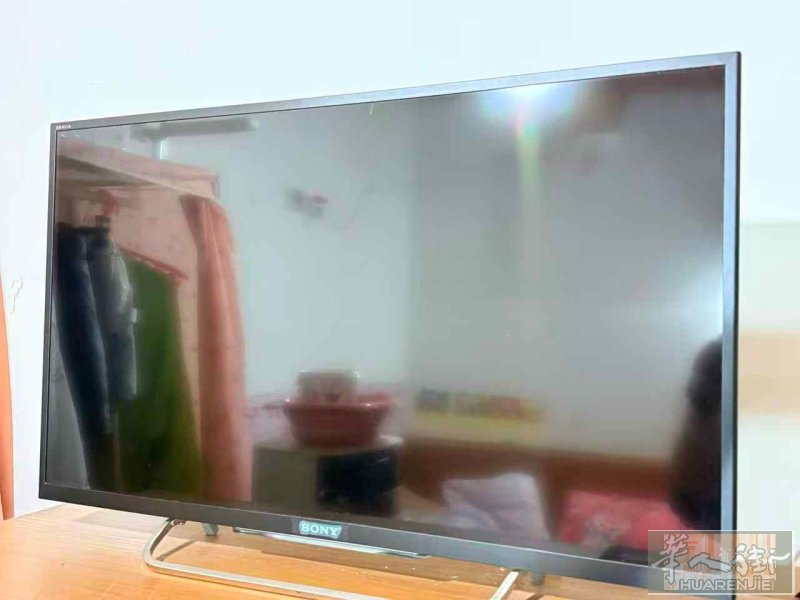 Sony32寸电视，送室内天线。150欧元，价格可议。