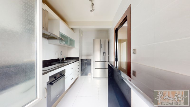 【房东直售｜84m²｜380K｜3房1厅】巴黎北边好房出售，84m²，3房1厅，