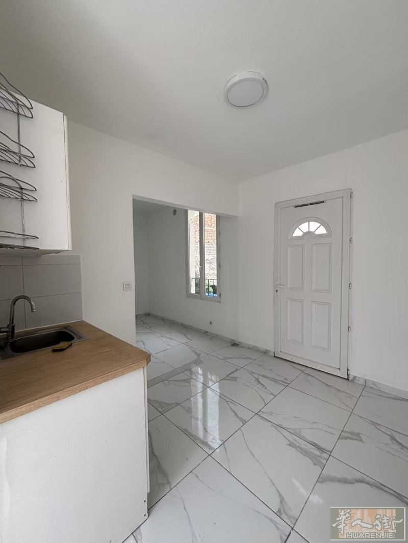 【93 Aubervilliers】Studio出租 650欧 距地铁12号线 Aimé Césaire站走路10分钟 旁边CIFA