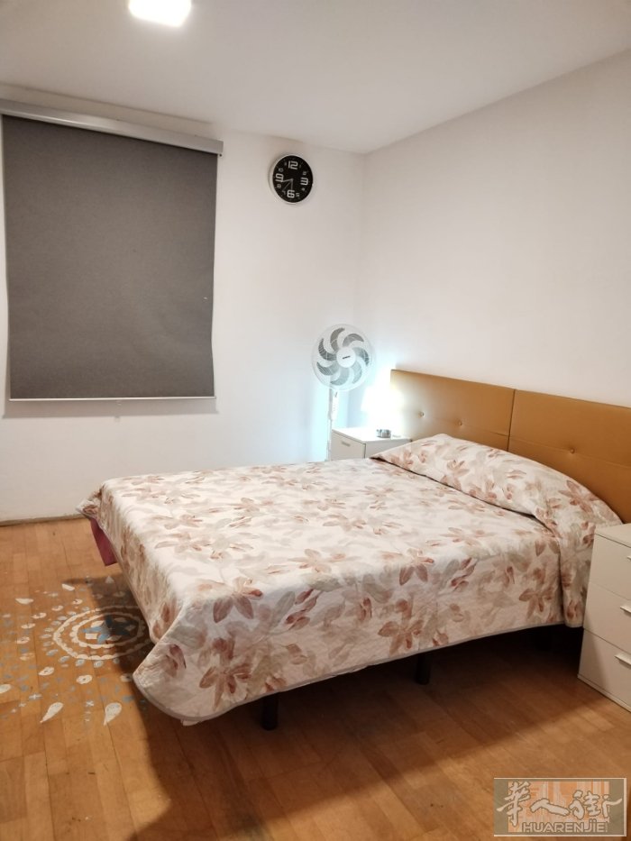 马德里近5地铁el carmen 房间出租，房间舒适干净双人床，厨房应有尽有宽敞