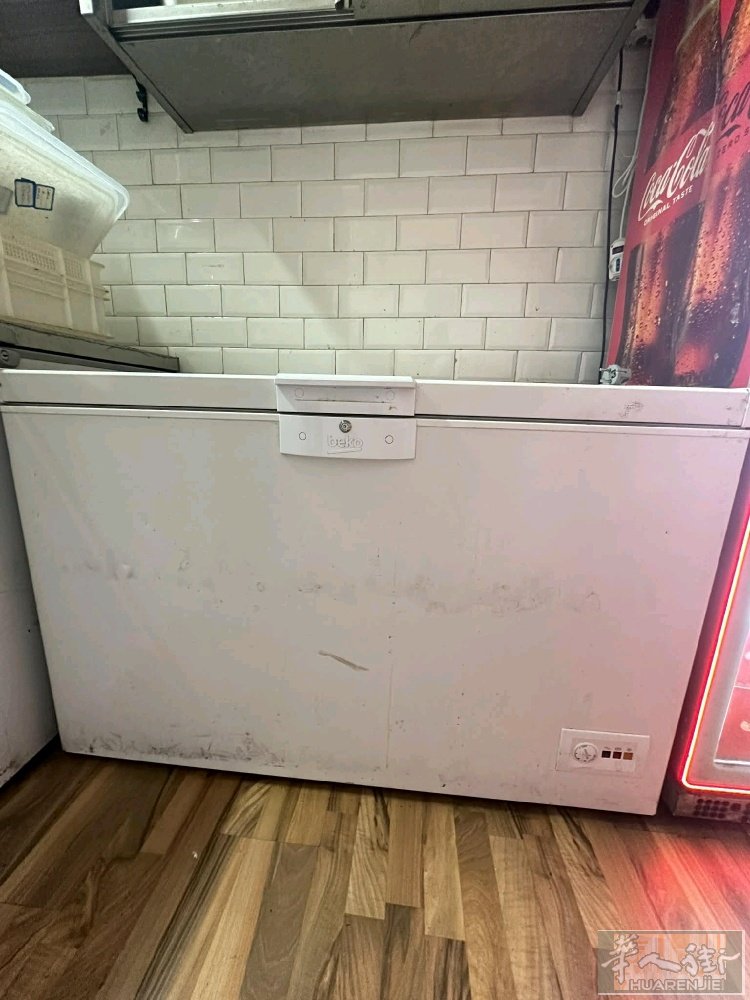 米兰Lambrate区3个冰箱150€，上门提走