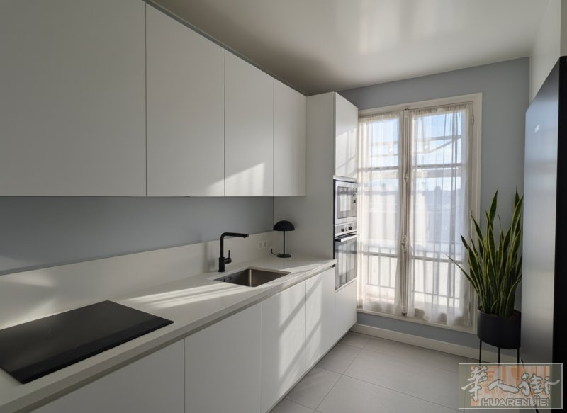 🏡【92富人区 Issy-les-Moulineaux 两房一厅出售】 ✨ 顶