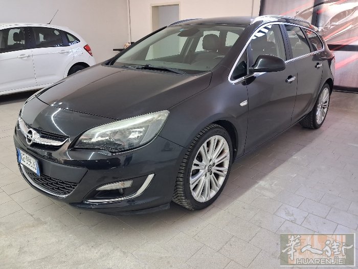 Opel Astra长款 2013年 1.70柴油 17万公里 手动挡 倒车雷达