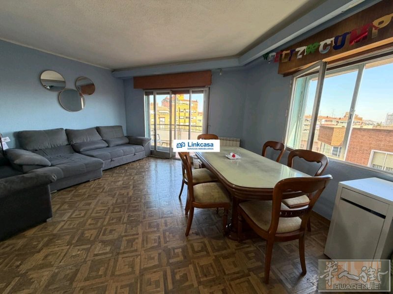 这套房子在villaverde alto离puente alcocer 火车站7
