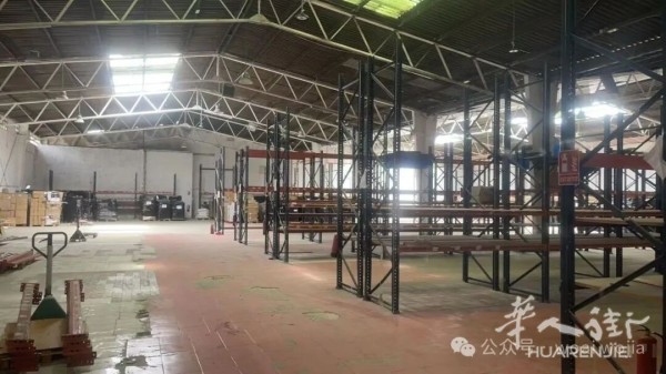 巴塞罗纳近郊仓库出租